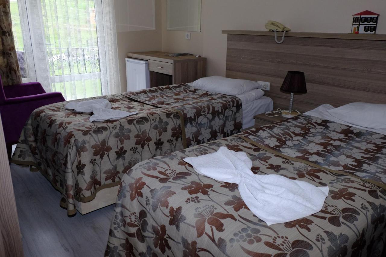 Sarimese Otel Demirci   Exteriér fotografie